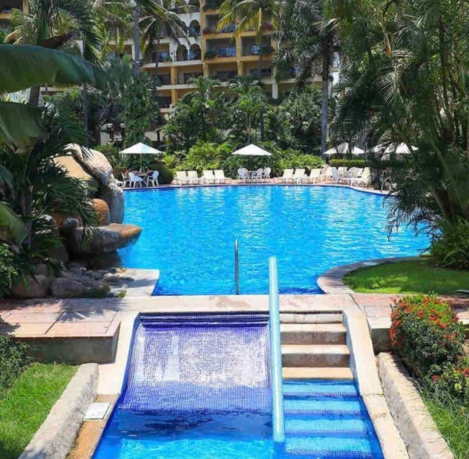 Velas Vallarta Condo Puerto Vallarta Extérieur photo